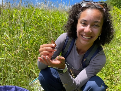 Sharon Dorsey: Abriendo camino hacia una carrera en conservación inclusiva